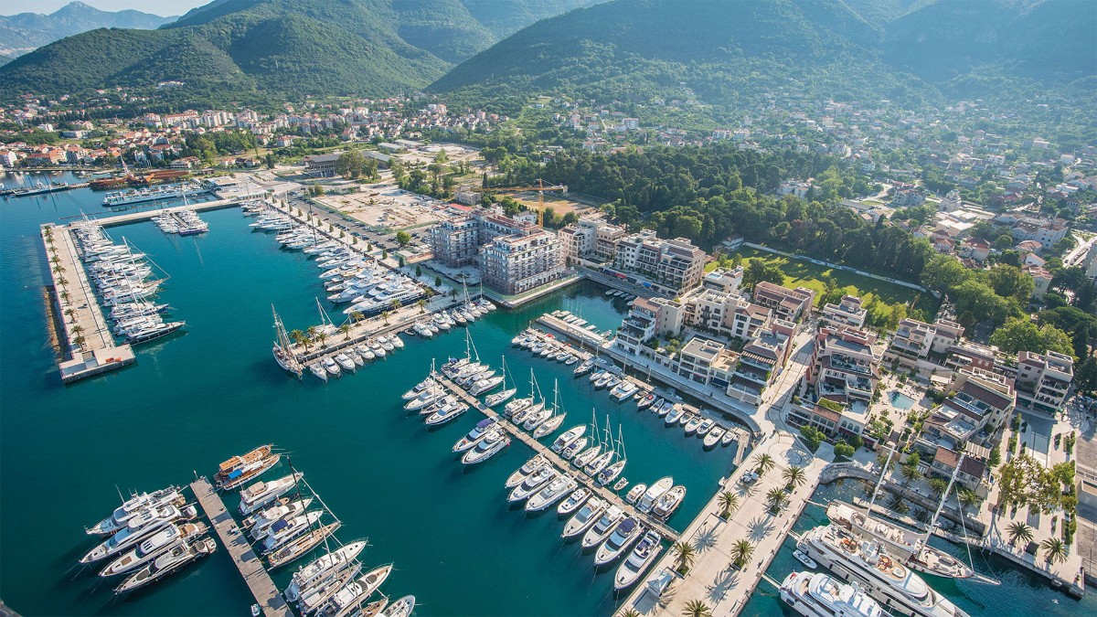 Luxury Two-Bedroom Apartment with Panoramic View, Ksenija, Porto Montenegro, Tivat